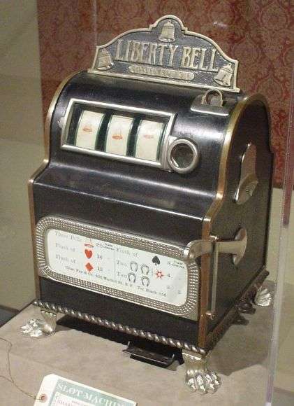 Alter Spielautomat Liberty Bell